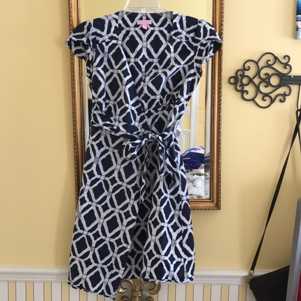 Rare Blue White Lilly Pulitzer Wrap Dress Size 4